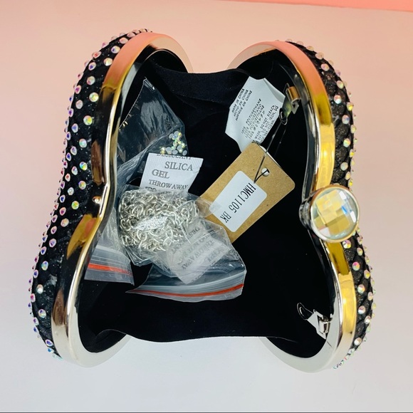 TRENDY BLACK MESH RHINESTONE HEARTBOX GOLD STRAP CHAIN CLUTCH CROSSBODY BAG - Picture 4 of 5